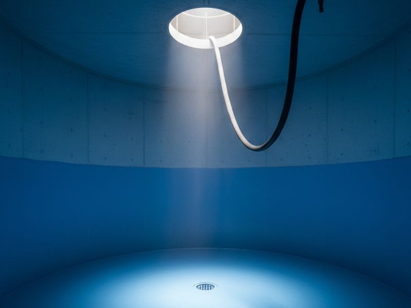 خدمات تنظيف وعزل خزانات احترافية